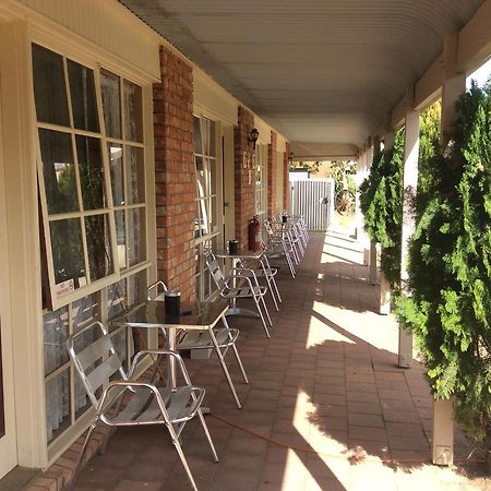 Kerang Motel Екстериор снимка