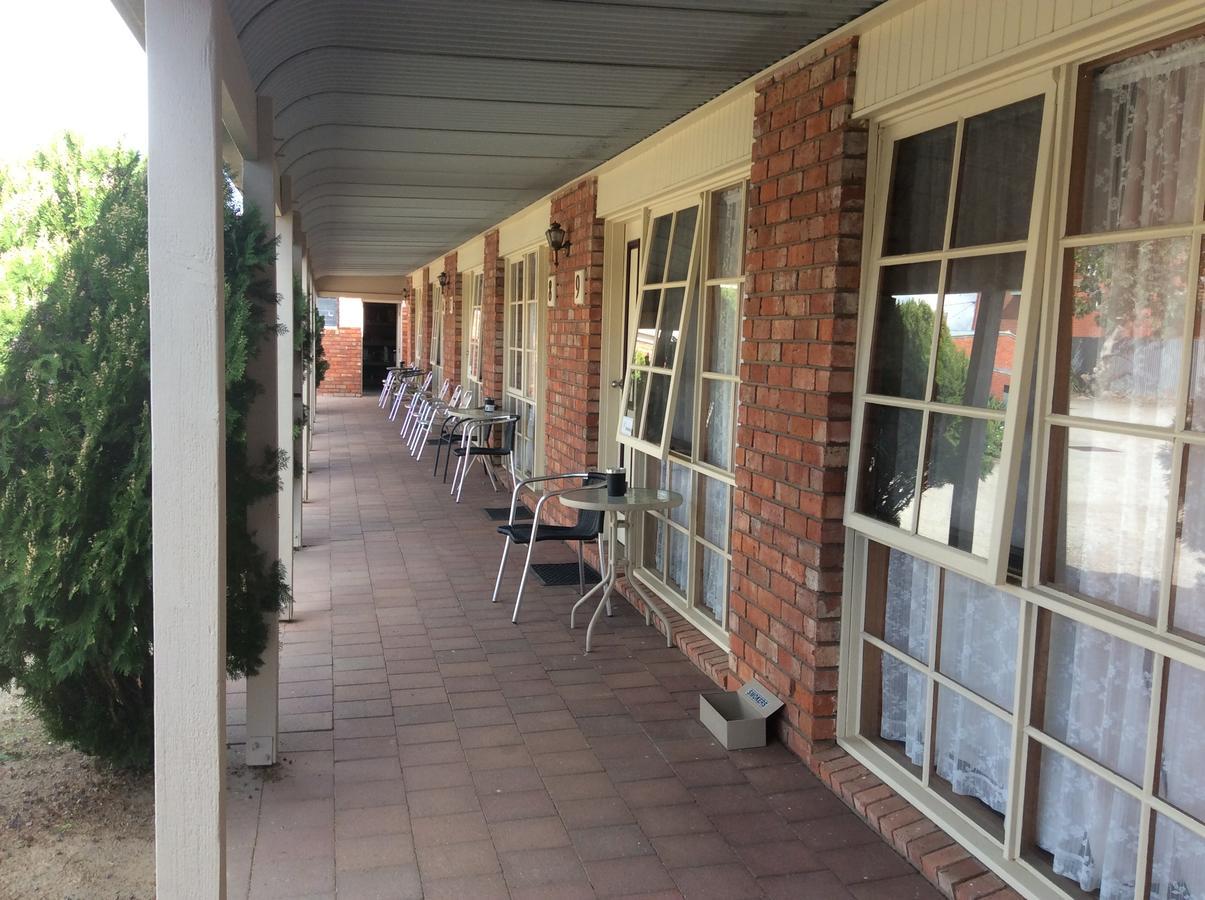 Kerang Motel Екстериор снимка